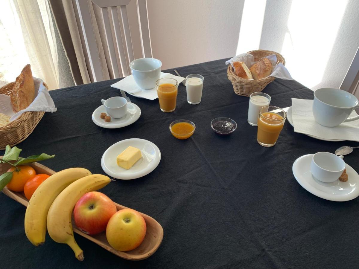 Bed and Breakfast Les Terrasses Des Gardies Pignan Exteriér fotografie